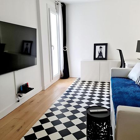 Chambre, Salle De Bain Et Salon Prive - Paris La Defense Puteaux Ngoại thất bức ảnh