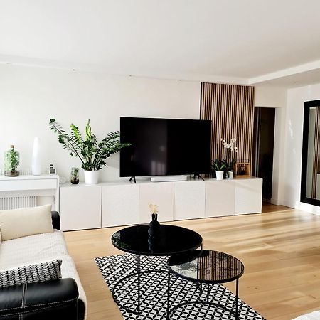 Chambre, Salle De Bain Et Salon Prive - Paris La Defense Puteaux Ngoại thất bức ảnh