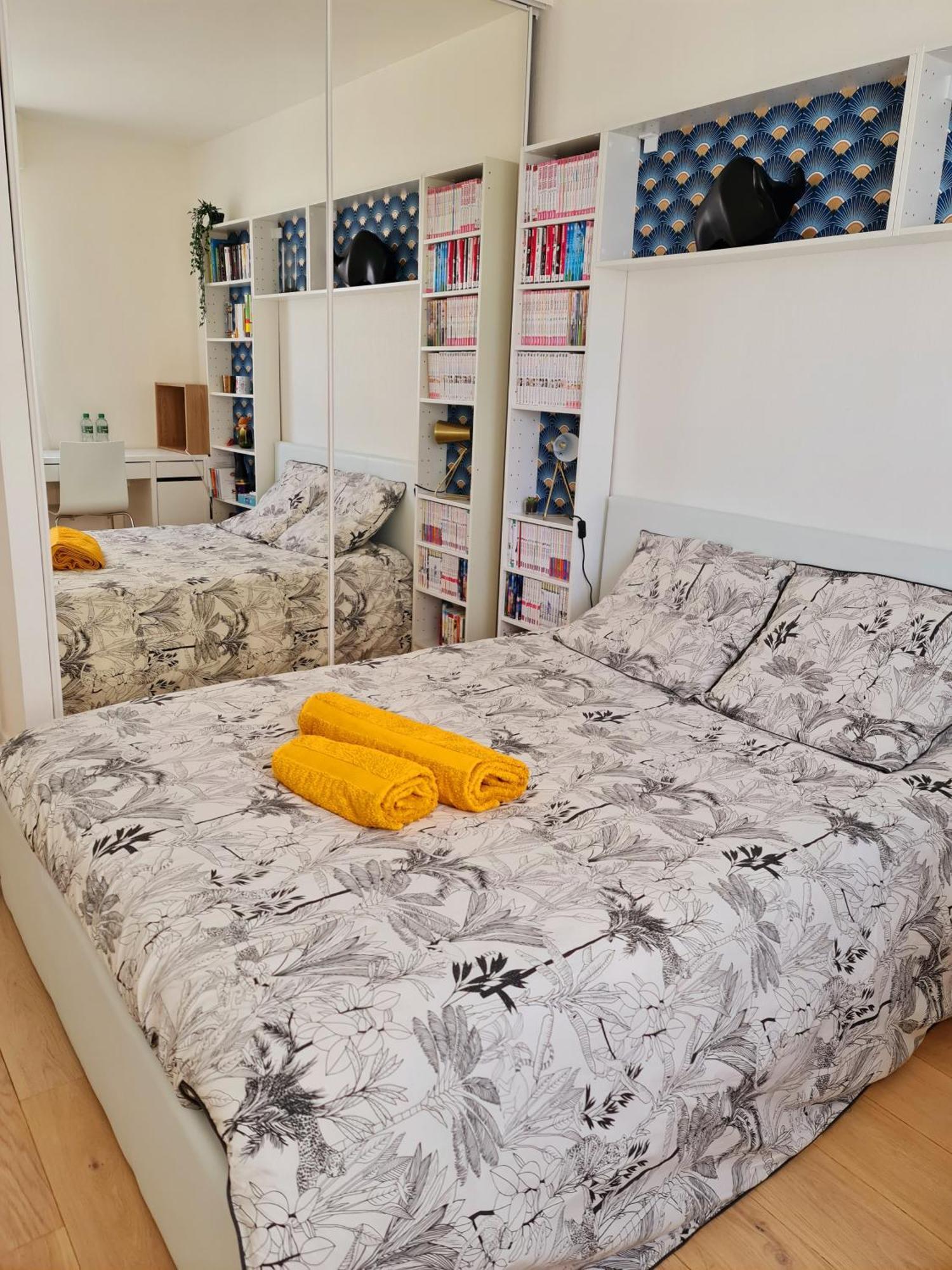 Chambre, Salle De Bain Et Salon Prive - Paris La Defense Puteaux Ngoại thất bức ảnh
